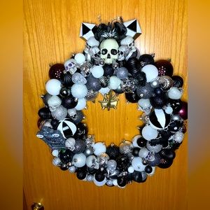 22” custom Halloween wreath